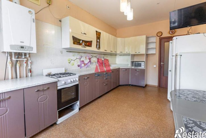 3-комн квартира Ярославская улица, д.161к3