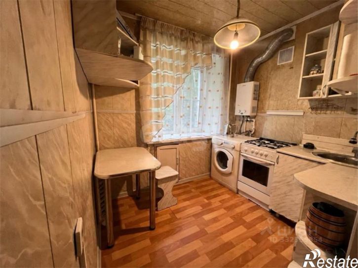 3-комн квартира ул Нефтяников, 13,  д. 13