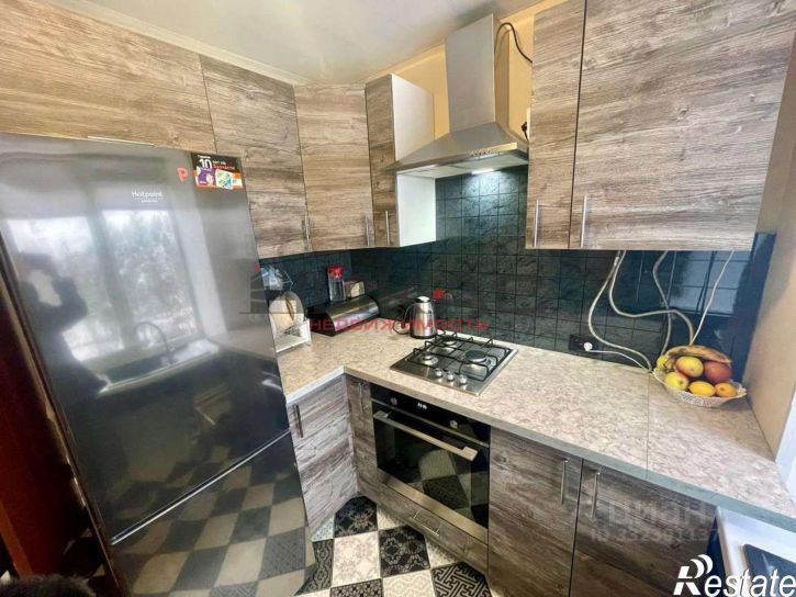2-комн квартира поселок Октябрьский, 20,  д. 20