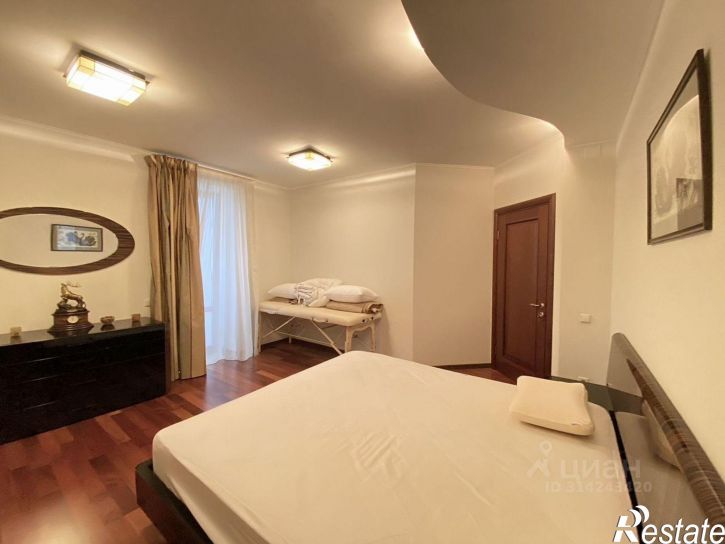 3-комн квартира ул Максимова, 4б,  д. 4б
