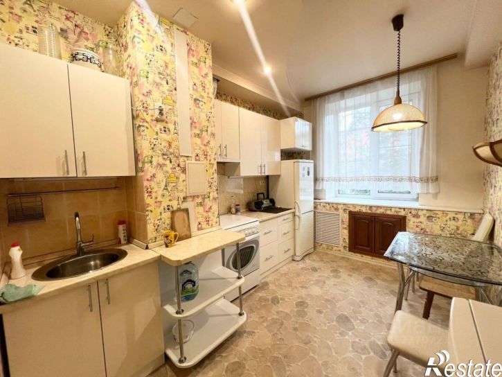 2-комн квартира пр-кт Толбухина, 46,  д. 46