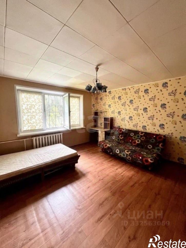 3-комн квартира ул Звездная, 9 3,  д. 9 3,  к. 3