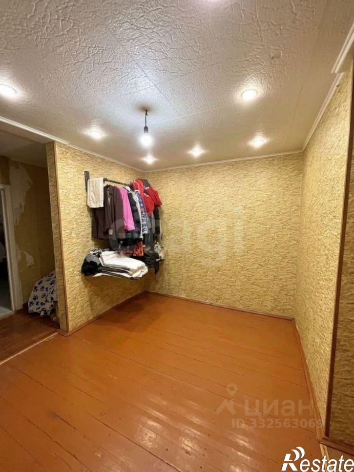 3-комн квартира ул Звездная, 9 3,  д. 9 3,  к. 3