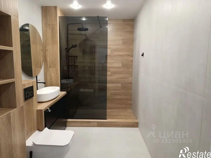 2-комн квартира Республиканский пр-д, 1,  д. 1