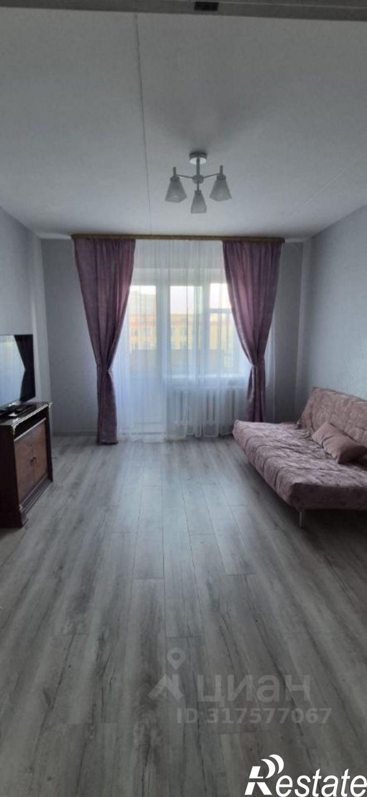 3-комн квартира пр-кт Машиностроителей, 7,  д. 7