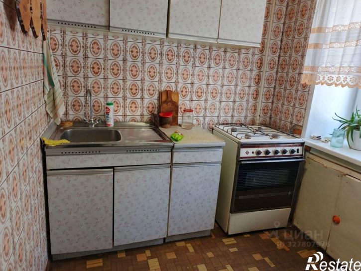 2-комн квартира пр-д Матросова, 10а,  д. 10а