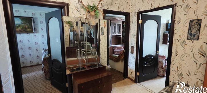 4-комн квартира улица Громова, 38