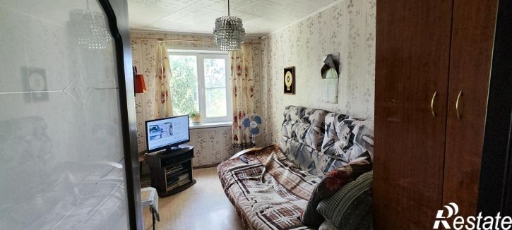 4-комн квартира улица Громова, 38