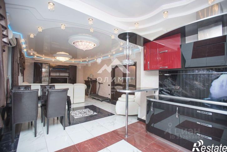 3-комн квартира ул Свердлова, 102 2,  д. 102 2,  к. 2