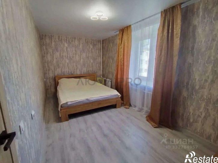 2-комн квартира поселок Октябрьский, 20,  д. 20