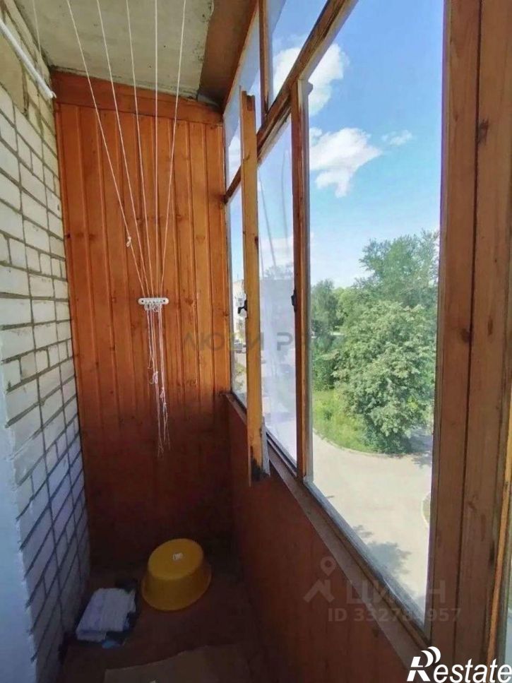 2-комн квартира поселок Октябрьский, 20,  д. 20