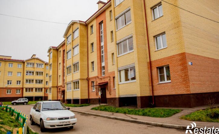 3-комн квартира в новом доме улица Александра Додонова, 10