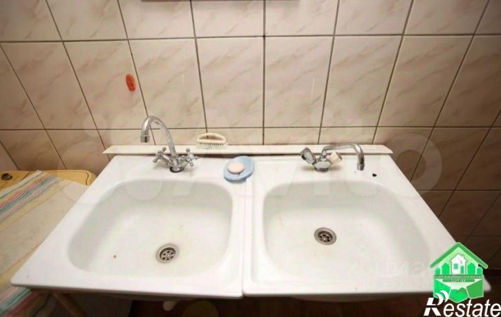 Комната ул Алмазная, 1,  д. 1