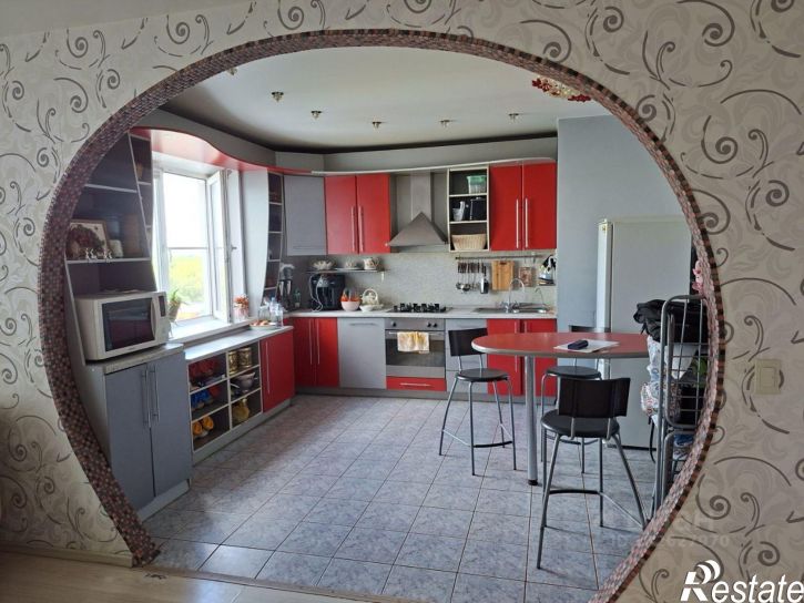 3-комн квартира пр-кт Дзержинского, 10,  д. 10