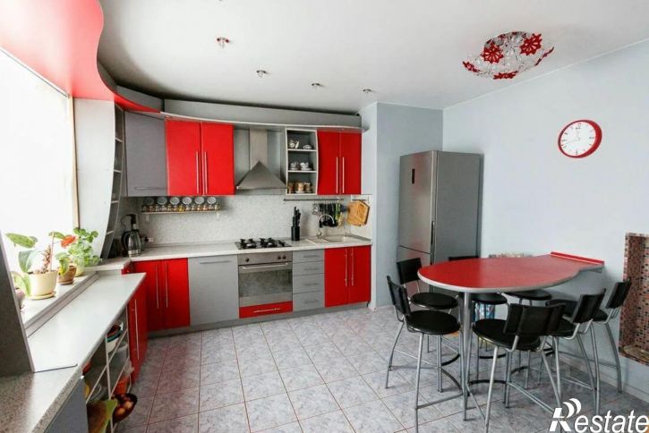 3-комн квартира пр-кт Дзержинского, 10,  д. 10