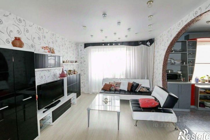 3-комн квартира пр-кт Дзержинского, 10,  д. 10