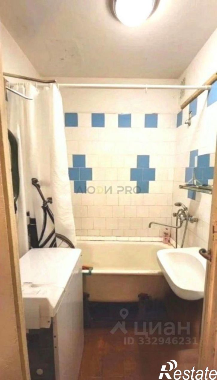 3-комн квартира пр-д Доброхотова, 10,  д. 10
