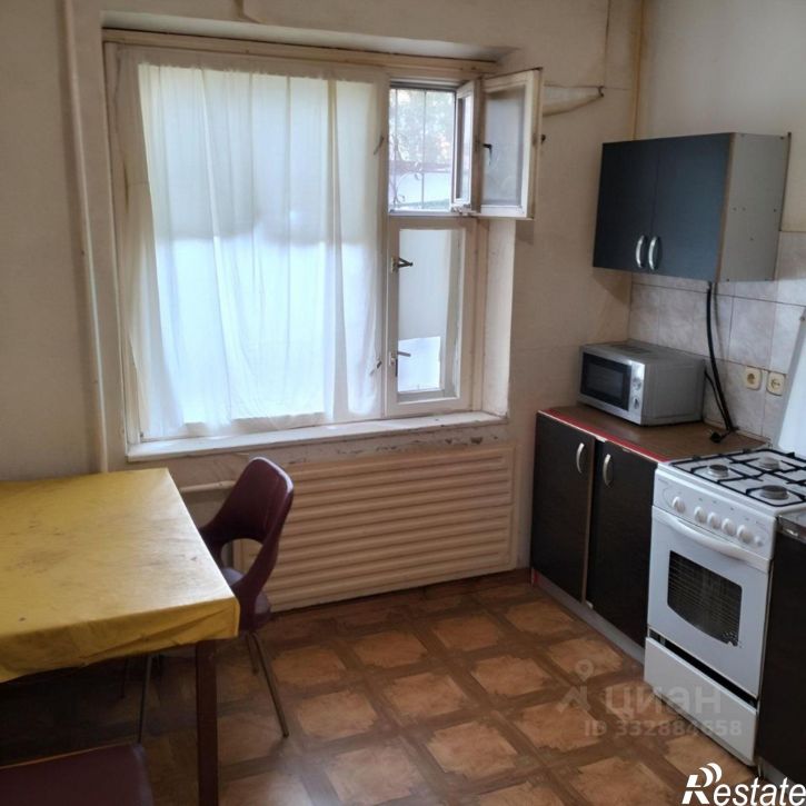 3-комн квартира пр-кт Машиностроителей, 13 2,  д. 13 2,  к. 2