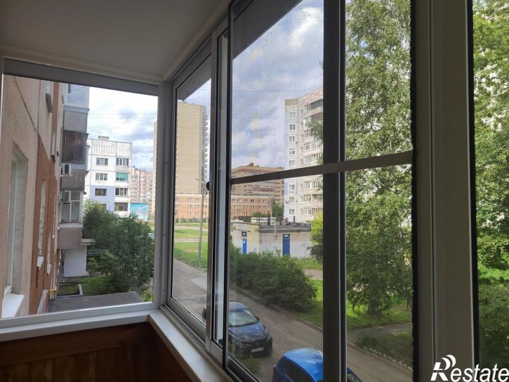 3-комн квартира улица Батова, 3, к.2
