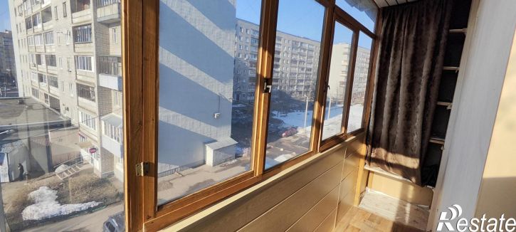 3-комн квартира проспект Машиностроителей, 3