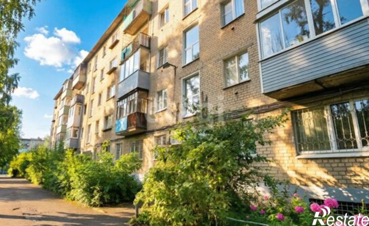 2-комн квартира ул Титова, 14 3,  д. 14 3,  к. 3
