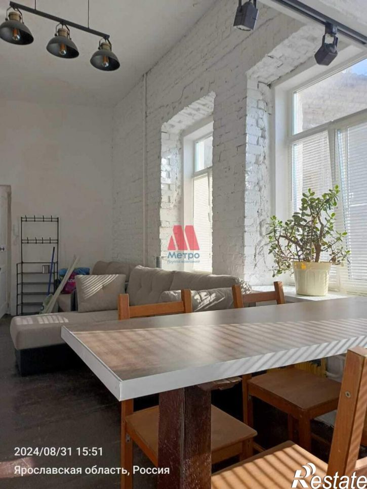 2-комн квартира Красный Съезд улица, д.10