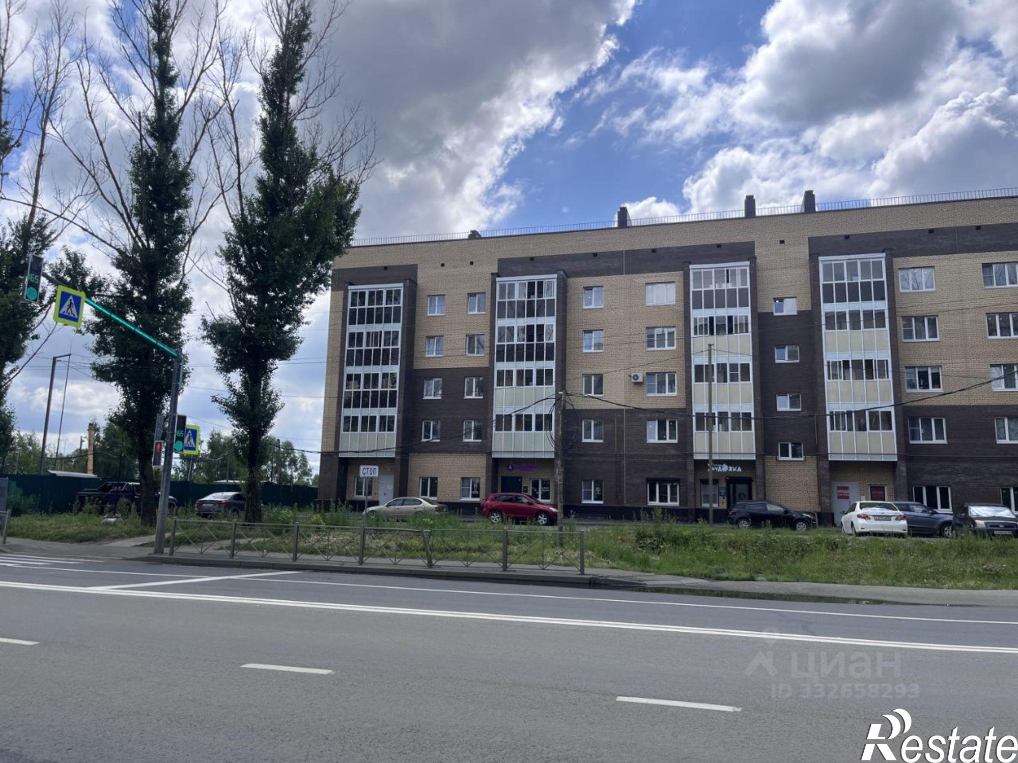 Сдать торговое помещение за 50 004 рублей на ул Калинина, 34а