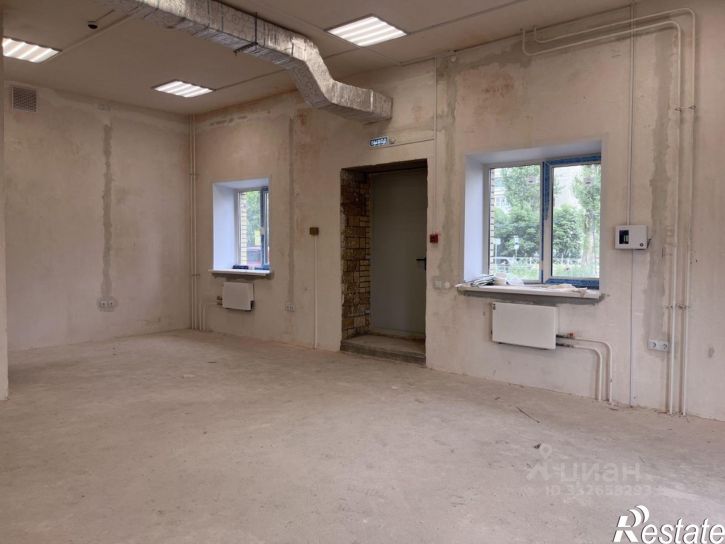 Торговое помещение ул Калинина, 34а,  д. 34а