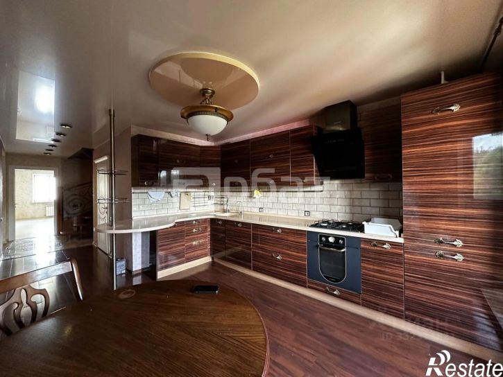 3-комн квартира ул Красноборская, 34 2,  д. 34 2,  к. 2