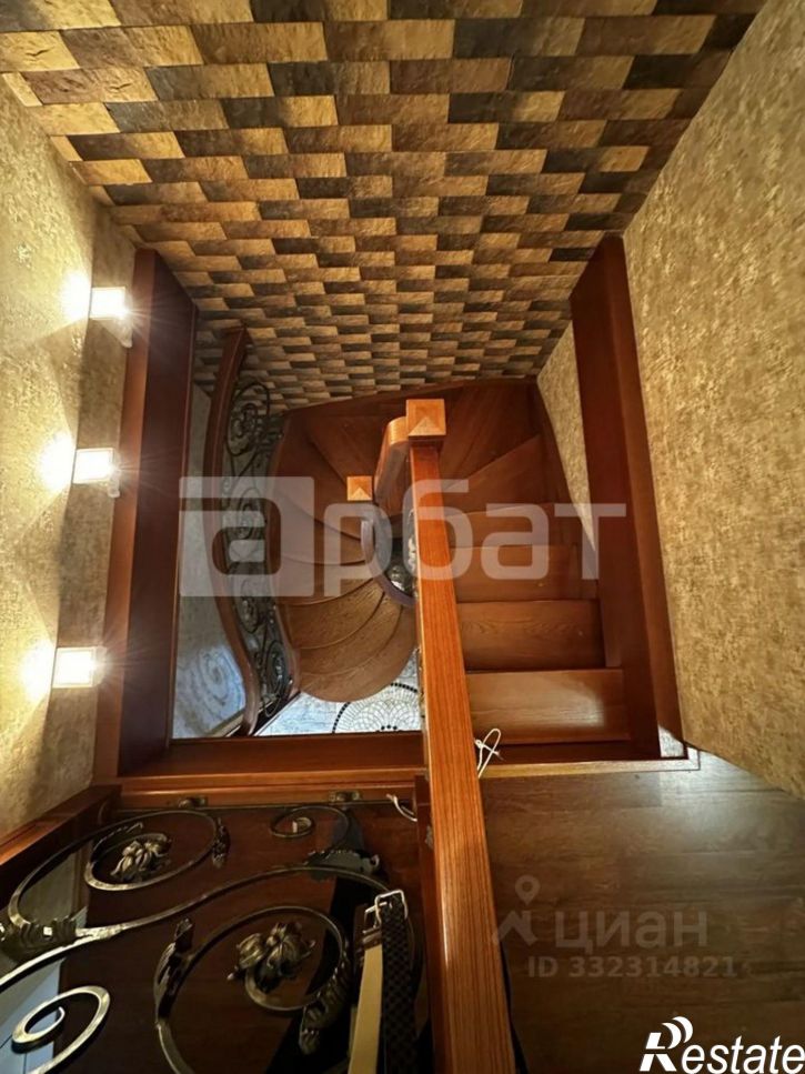 3-комн квартира ул Красноборская, 34 2,  д. 34 2,  к. 2