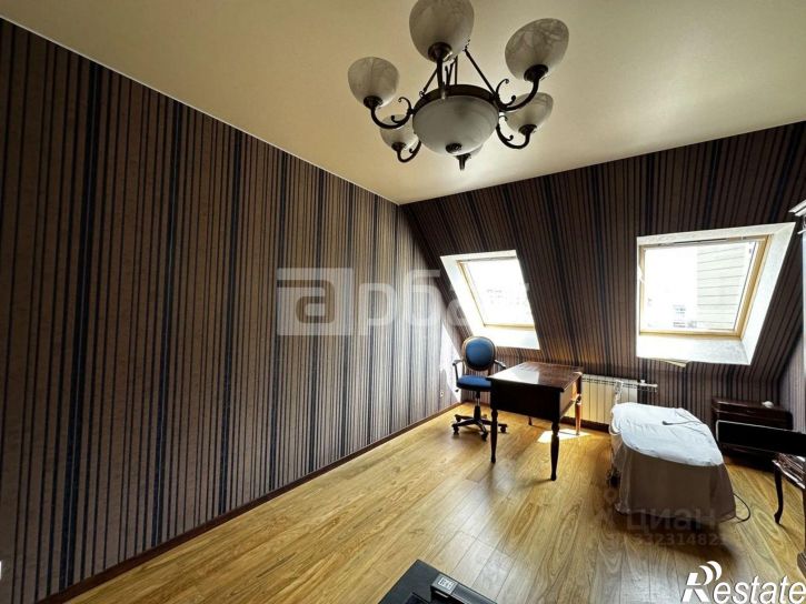 3-комн квартира ул Красноборская, 34 2,  д. 34 2,  к. 2