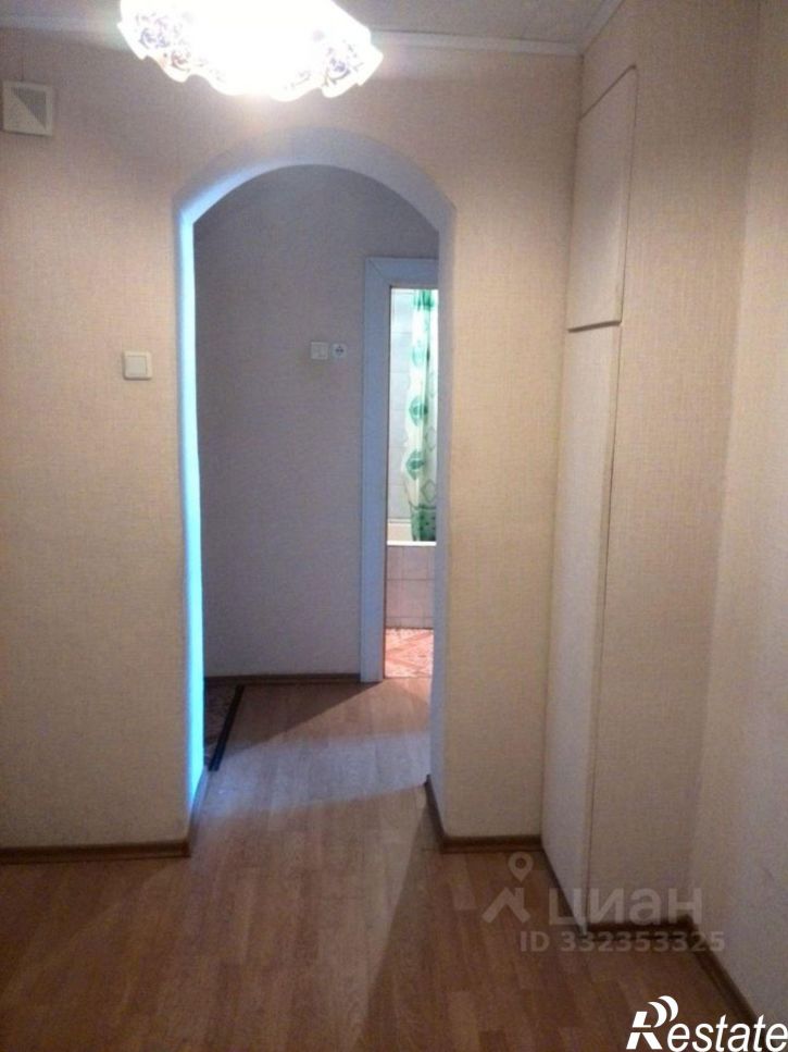 2-комн квартира пр-кт Машиностроителей, 4,  д. 4