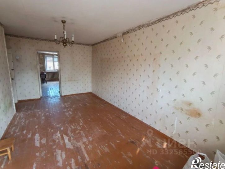 3-комн квартира ул Ньютона, 40а,  д. 40а