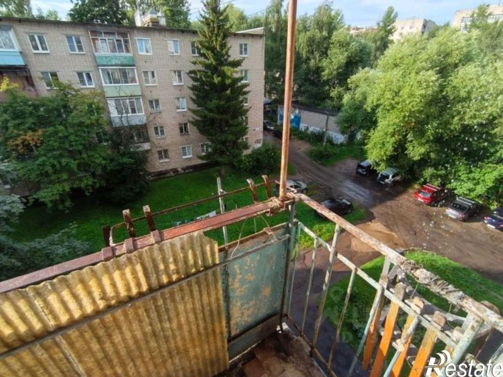 3-комн квартира ул Ньютона, 40а,  д. 40а