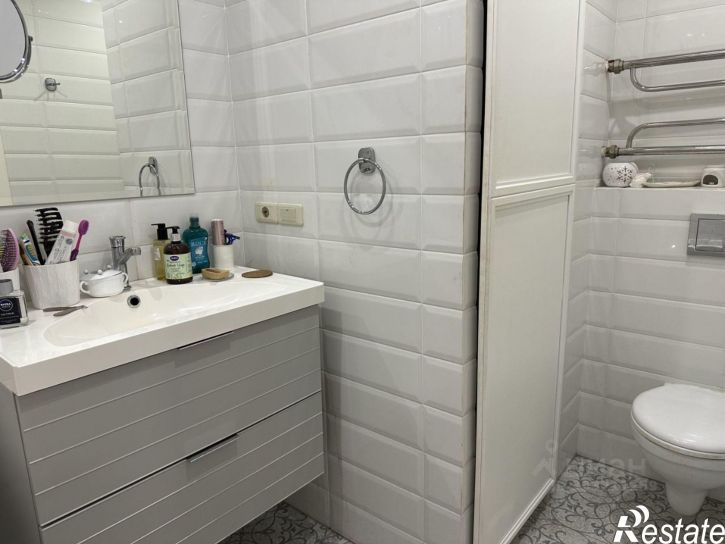 5-комн квартира ул Панина, 5 2,  д. 5 2,  к. 2