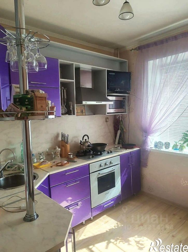 2-комн квартира Ленинградский пр-кт, 74 2,  д. 74 2,  к. 2