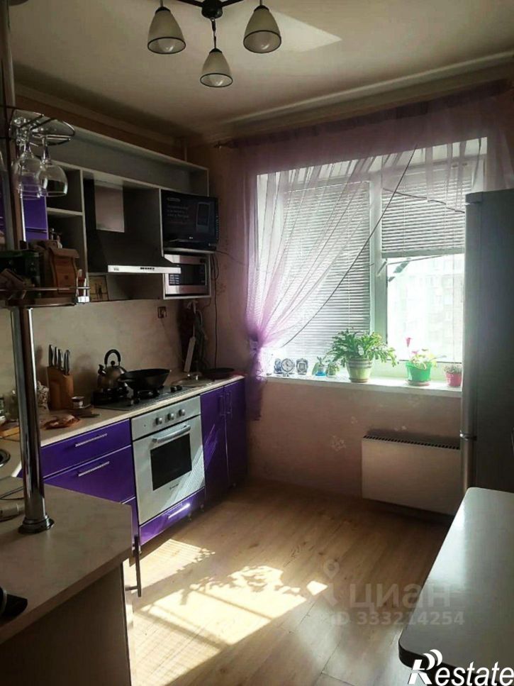 2-комн квартира Ленинградский пр-кт, 74 2,  д. 74 2,  к. 2