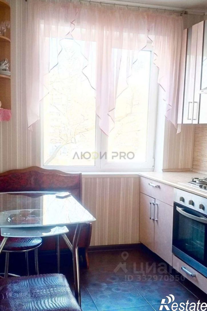 4-комн квартира пр-кт Дзержинского, 40,  д. 40