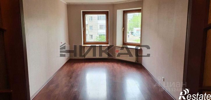 3-комн квартира пр-кт Машиностроителей, 5/2,  д. 5/2