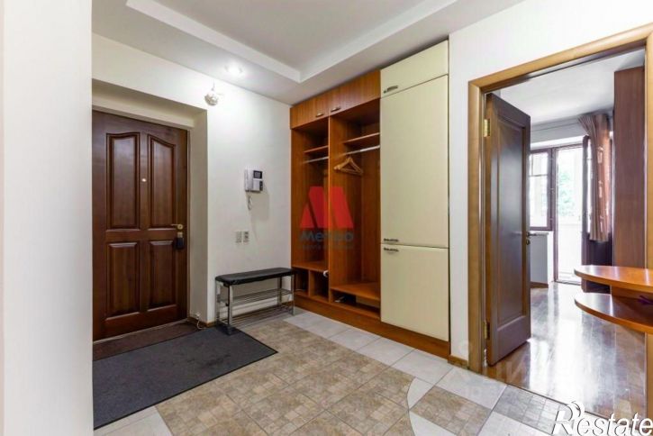 4-комн квартира ул Флотская, д 3 к 2