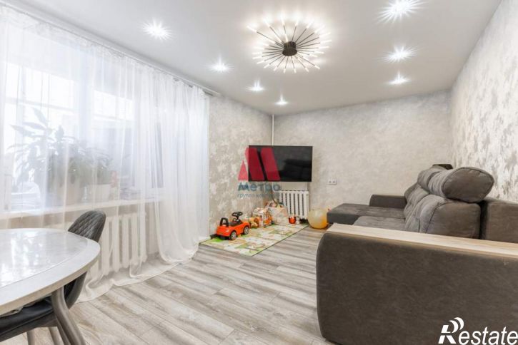 2-комн квартира Авиаторов проспект, д.82