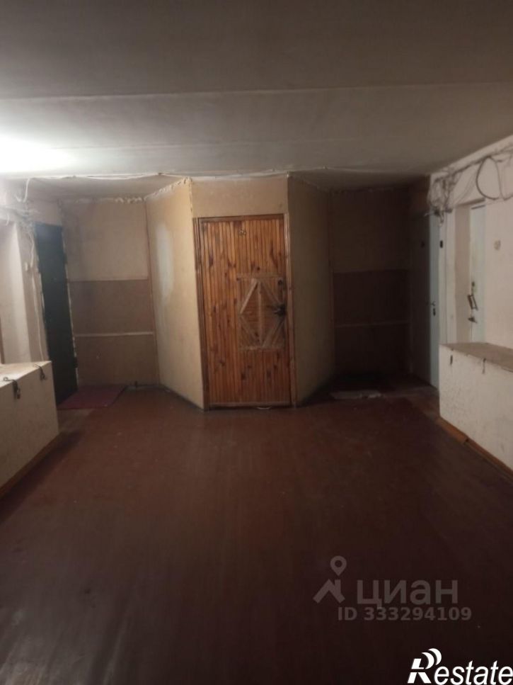 Комната ул Ньютона, 32 2,  д. 32 2,  к. 2