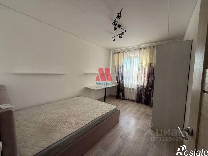 2-комн квартира ул Александра Додонова, 2,  д. 2