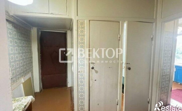 2-комн квартира пр-д Матросова, 5,  д. 5