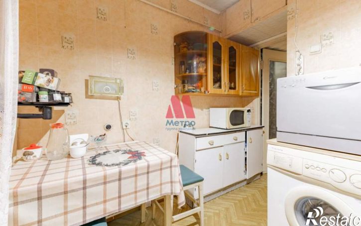 3-комн квартира Ушакова проезд, д.16