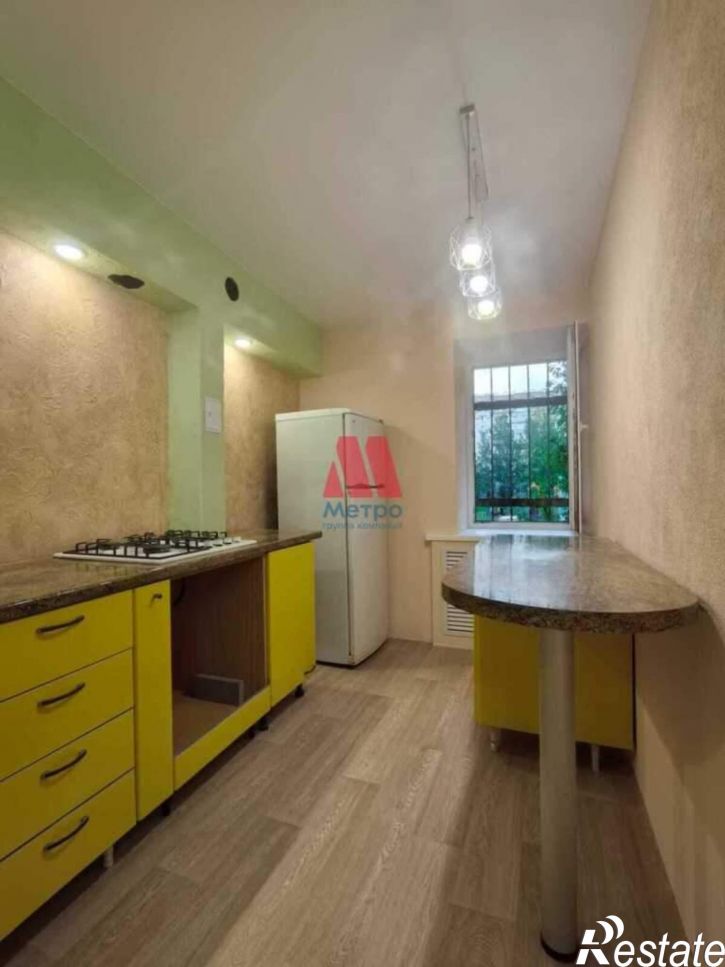 3-комн квартира Калинина улица, д.35