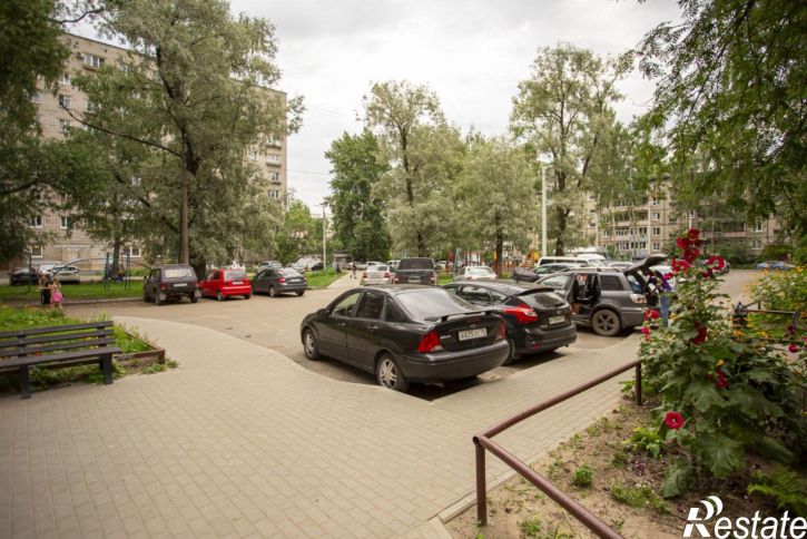 2-комн квартира ул Серго Орджоникидзе, 12 2,  д. 12 2,  к. 2
