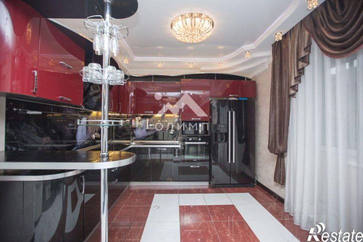 3-комн квартира ул Свердлова, 102 2,  д. 102 2,  к. 2