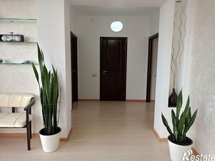 3-комн квартира ул Батова, 14,  д. 14