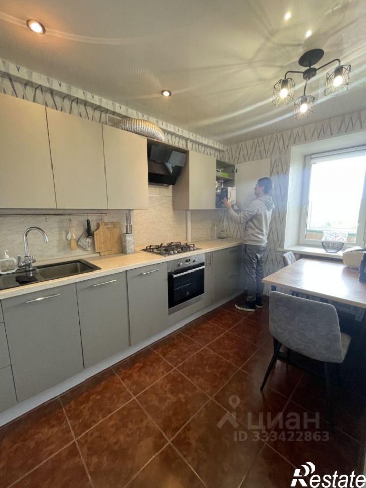 3-комн квартира ул Ньютона, 63 5,  д. 63 5,  к. 5